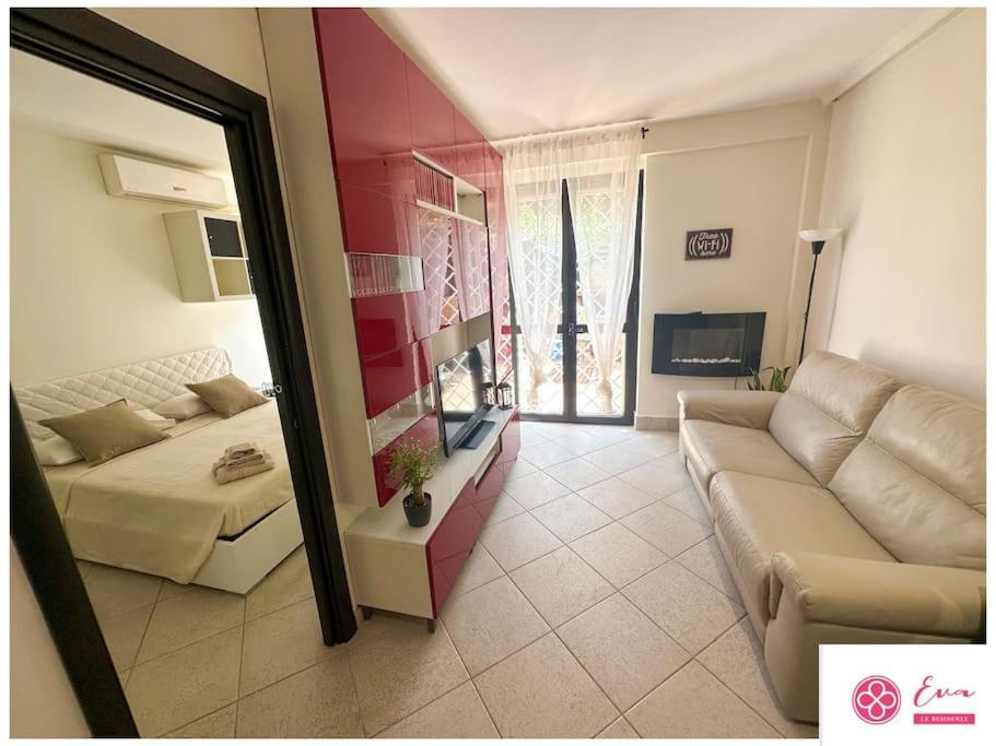 Ferienwohnung Eva Le Residenze Marco Simone Exterior foto